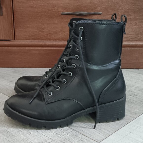 True Craft Raylee Black Mid-Heel Ankle Combat Boots - Picture 2 of 11